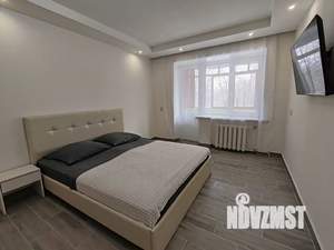 1-к квартира, посуточно, 38м2, 3/9 этаж