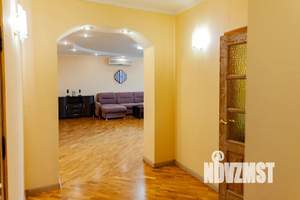 3-к квартира, посуточно, 106м2, 5/6 этаж