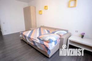 1-к квартира, посуточно, 38м2, 1/1 этаж