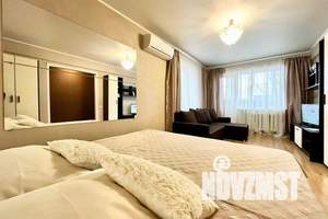 1-к квартира, посуточно, 33м2, 4/5 этаж