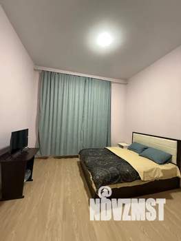 2-к квартира, посуточно, 74м2, 1/17 этаж