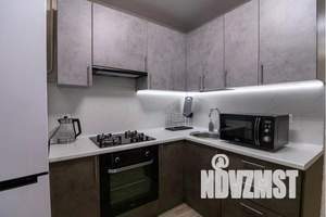 1-к квартира, посуточно, 38м2, 1/10 этаж