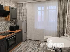 1-к квартира, посуточно, 42м2, 1/15 этаж