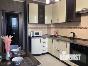 1-к квартира, посуточно, 58м2, 17/22 этаж