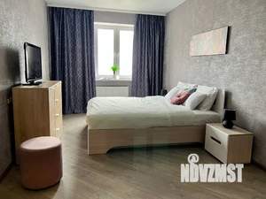 2-к квартира, посуточно, 50м2, 7/23 этаж
