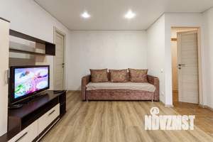 2-к квартира, посуточно, 40м2, 2/6 этаж