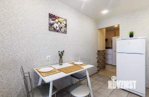 2-к квартира, посуточно, 40м2, 1/1 этаж