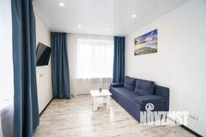 1-к квартира, посуточно, 43м2, 4/10 этаж