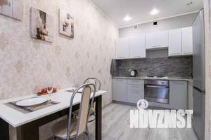 1-к квартира, посуточно, 42м2, 9/20 этаж