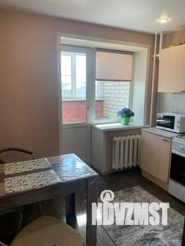 1-к квартира, посуточно, 38м2, 2/9 этаж