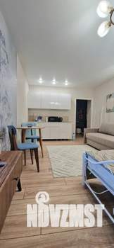 Студия квартира, посуточно, 29м2, 5/8 этаж