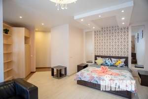 Студия квартира, посуточно, 36м2, 5/14 этаж