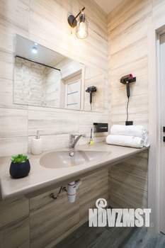 1-к квартира, посуточно, 39м2, 1/12 этаж