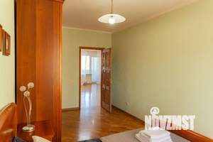 3-к квартира, посуточно, 106м2, 5/6 этаж