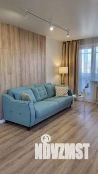 1-к квартира, посуточно, 42м2, 9/9 этаж