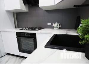 1-к квартира, посуточно, 52м2, 1/1 этаж