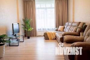 2-к квартира, посуточно, 71м2, 1/14 этаж