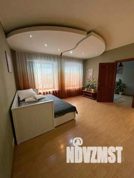 1-к квартира, посуточно, 110м2, 1/1 этаж