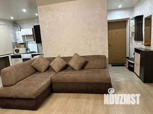 2-к квартира, посуточно, 42м2, 5/5 этаж