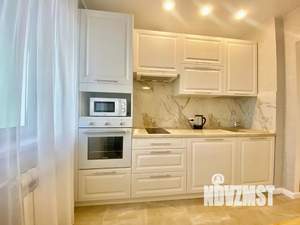 1-к квартира, посуточно, 38м2, 9/9 этаж