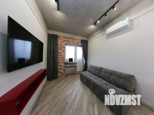 Студия квартира, посуточно, 30м2, 1/17 этаж