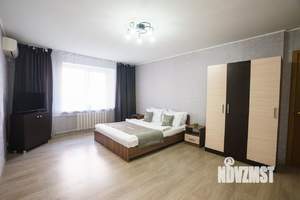 2-к квартира, посуточно, 57м2, 1/1 этаж