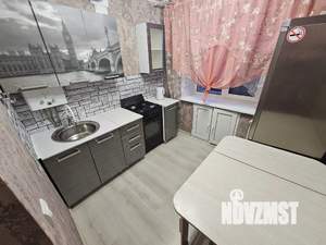 2-к квартира, посуточно, 45м2, 5/5 этаж