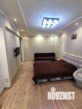 Студия квартира, посуточно, 33м2, 5/5 этаж