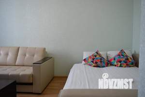 1-к квартира, посуточно, 42м2, 1/1 этаж