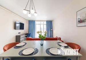 2-к квартира, посуточно, 45м2, 1/18 этаж