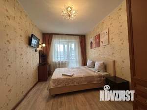 3-к квартира, посуточно, 64м2, 1/1 этаж
