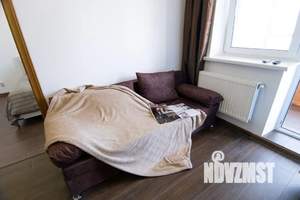 2-к квартира, посуточно, 40м2, 10/17 этаж