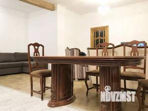 1-к квартира, посуточно, 58м2, 1/1 этаж