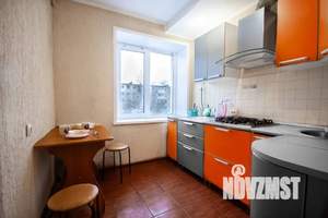 1-к квартира, посуточно, 45м2, 3/9 этаж