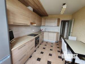 2-к квартира, на длительный срок, 66м2, 8/17 этаж
