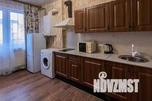 1-к квартира, посуточно, 33м2, 3/3 этаж