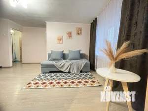 2-к квартира, посуточно, 52м2, 2/5 этаж