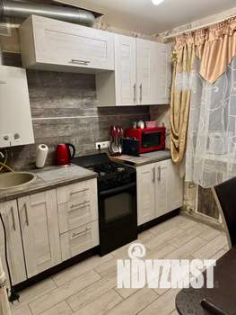 2-к квартира, посуточно, 44м2, 3/5 этаж