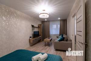 1-к квартира, посуточно, 38м2, 1/10 этаж