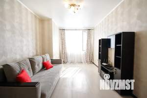 1-к квартира, посуточно, 35м2, 6/12 этаж