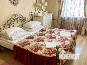 1-к квартира, посуточно, 53м2, 1/1 этаж