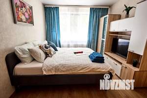 1-к квартира, посуточно, 40м2, 1/9 этаж