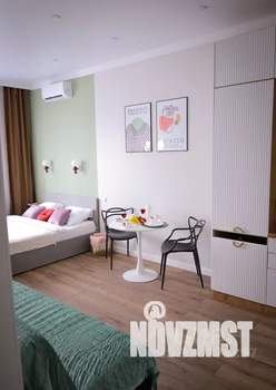 1-к квартира, посуточно, 32м2, 18/18 этаж