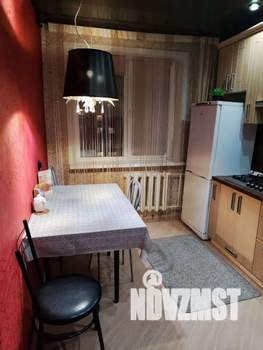 2-к квартира, посуточно, 50м2, 1/1 этаж