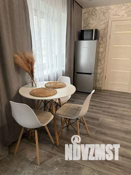 2-к квартира, посуточно, 45м2, 1/5 этаж