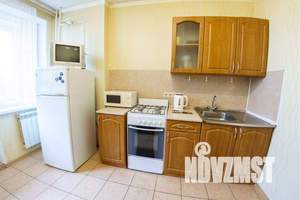 1-к квартира, посуточно, 38м2, 6/9 этаж