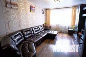 2-к квартира, посуточно, 56м2, 7/9 этаж