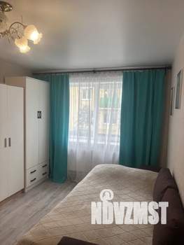 1-к квартира, посуточно, 37м2, 1/3 этаж