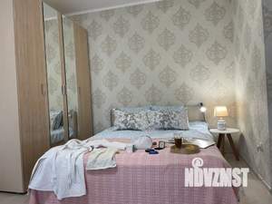 1-к квартира, посуточно, 38м2, 4/18 этаж