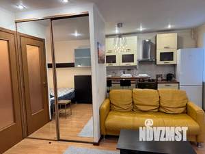 Студия квартира, посуточно, 39м2, 1/5 этаж